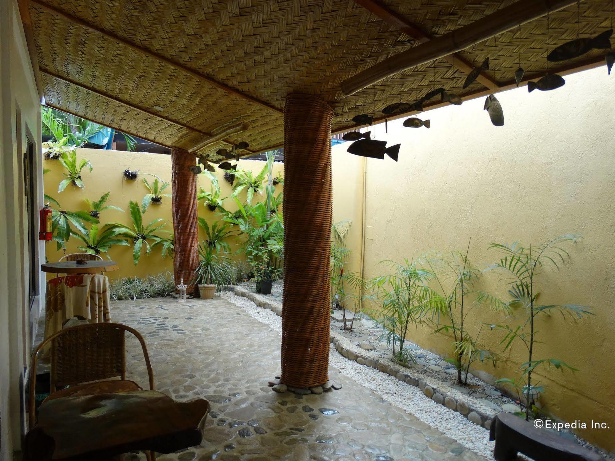Floral Villarosa Puerto Princesa Exterior foto