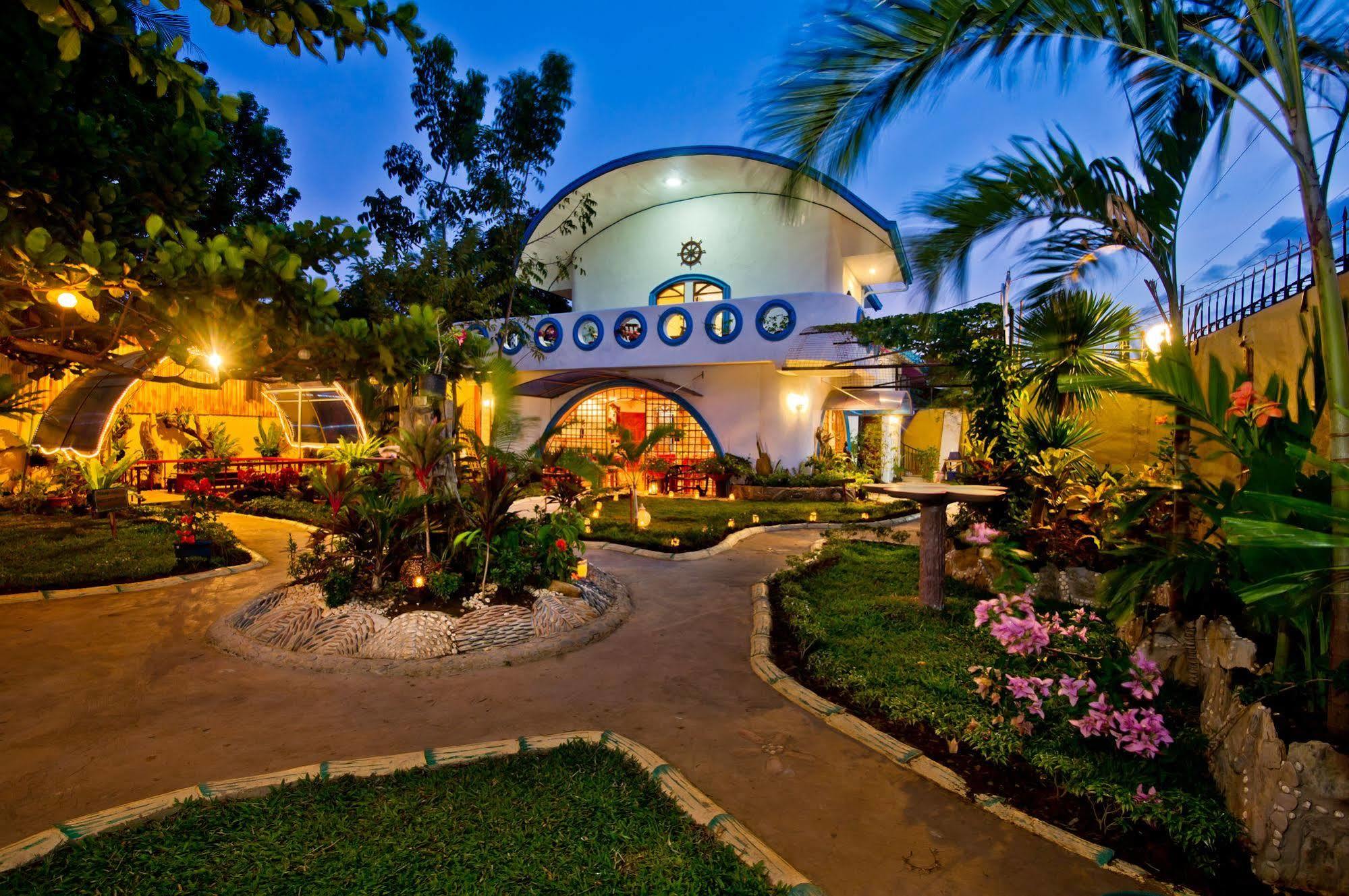 Floral Villarosa Puerto Princesa Exterior foto